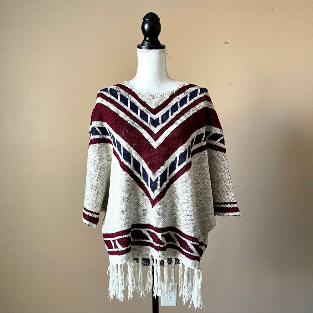 JUST FAB | Knit Dolman Sleeve Fringe Sweater Sz M